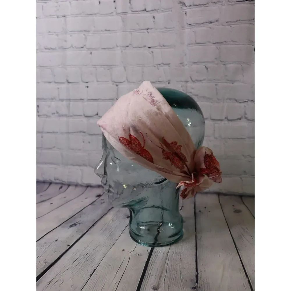 3/30 Pink & Red Vintage Leaf Headscarf!